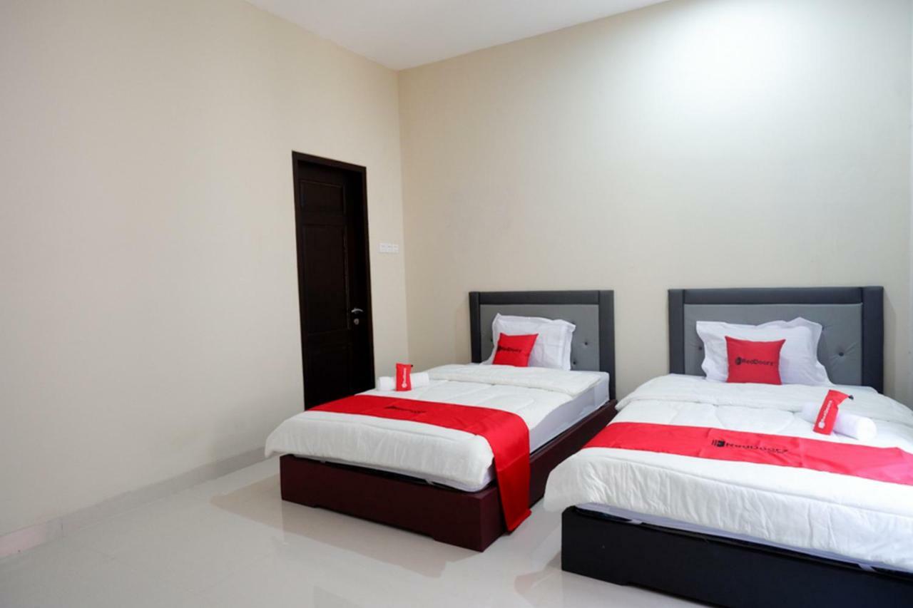 Reddoorz Syariah Near Rsud Margono Purwokerto Hotel Ngoại thất bức ảnh
