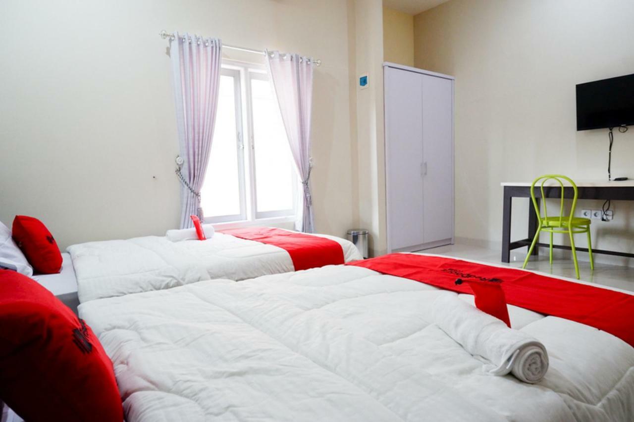 Reddoorz Syariah Near Rsud Margono Purwokerto Hotel Ngoại thất bức ảnh