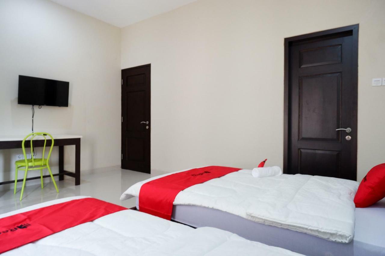 Reddoorz Syariah Near Rsud Margono Purwokerto Hotel Ngoại thất bức ảnh